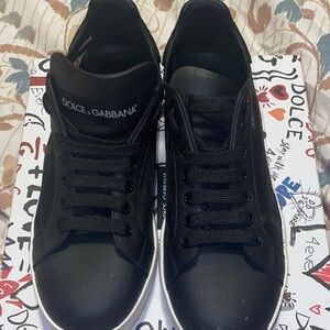 Dolce & Gabbana Black Leather Sneakers